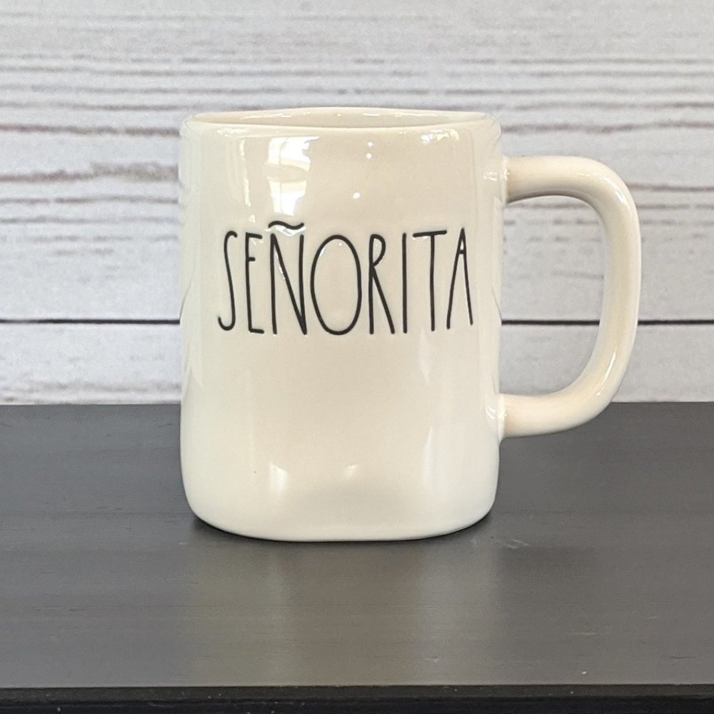 Rea Dunn LL "SEÑORITA" Mug